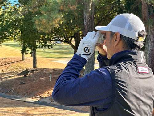 なぜゴルフ上級者は高価な距離計を選ぶのか